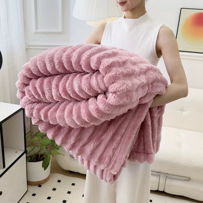 🎀Popular thickened plush nap blanket