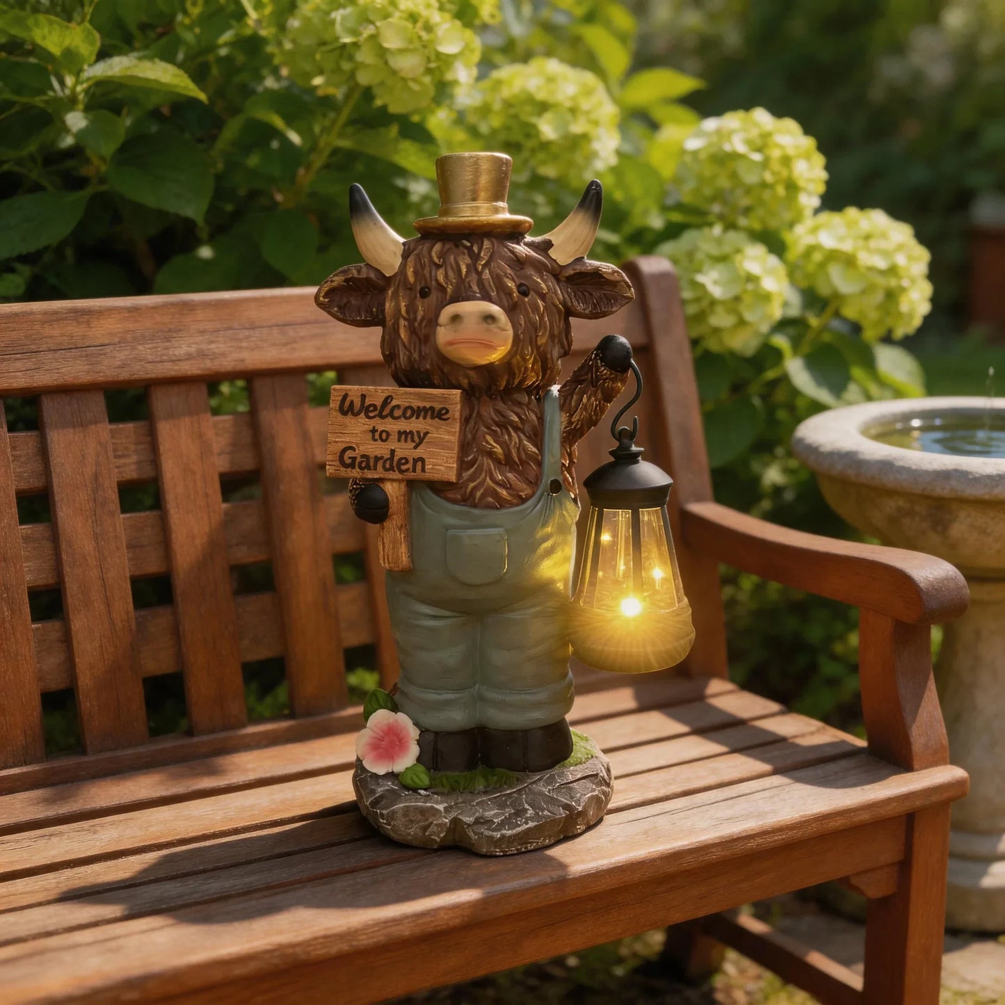 Battery-Powered Scottish Highland Cow Garden Welcome Light