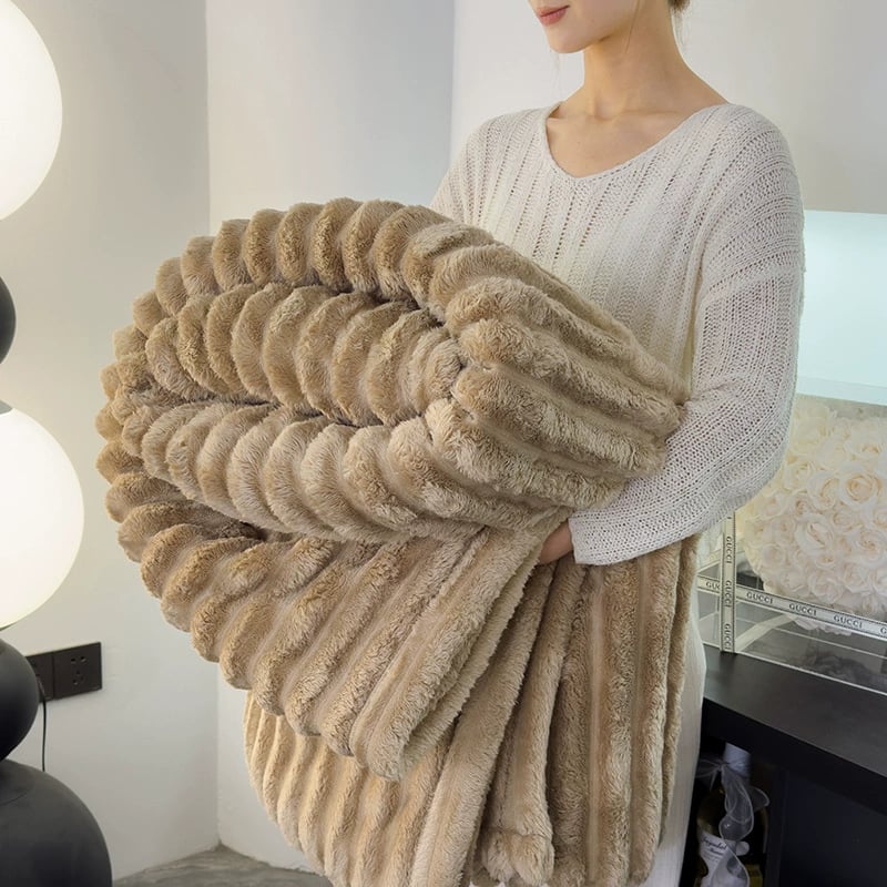 🎀Popular thickened plush nap blanket
