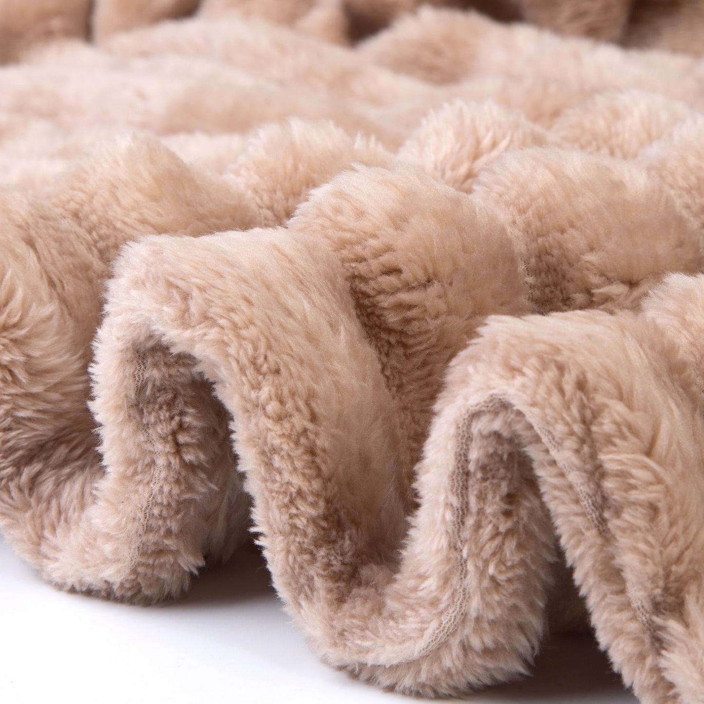 🎀Popular thickened plush nap blanket