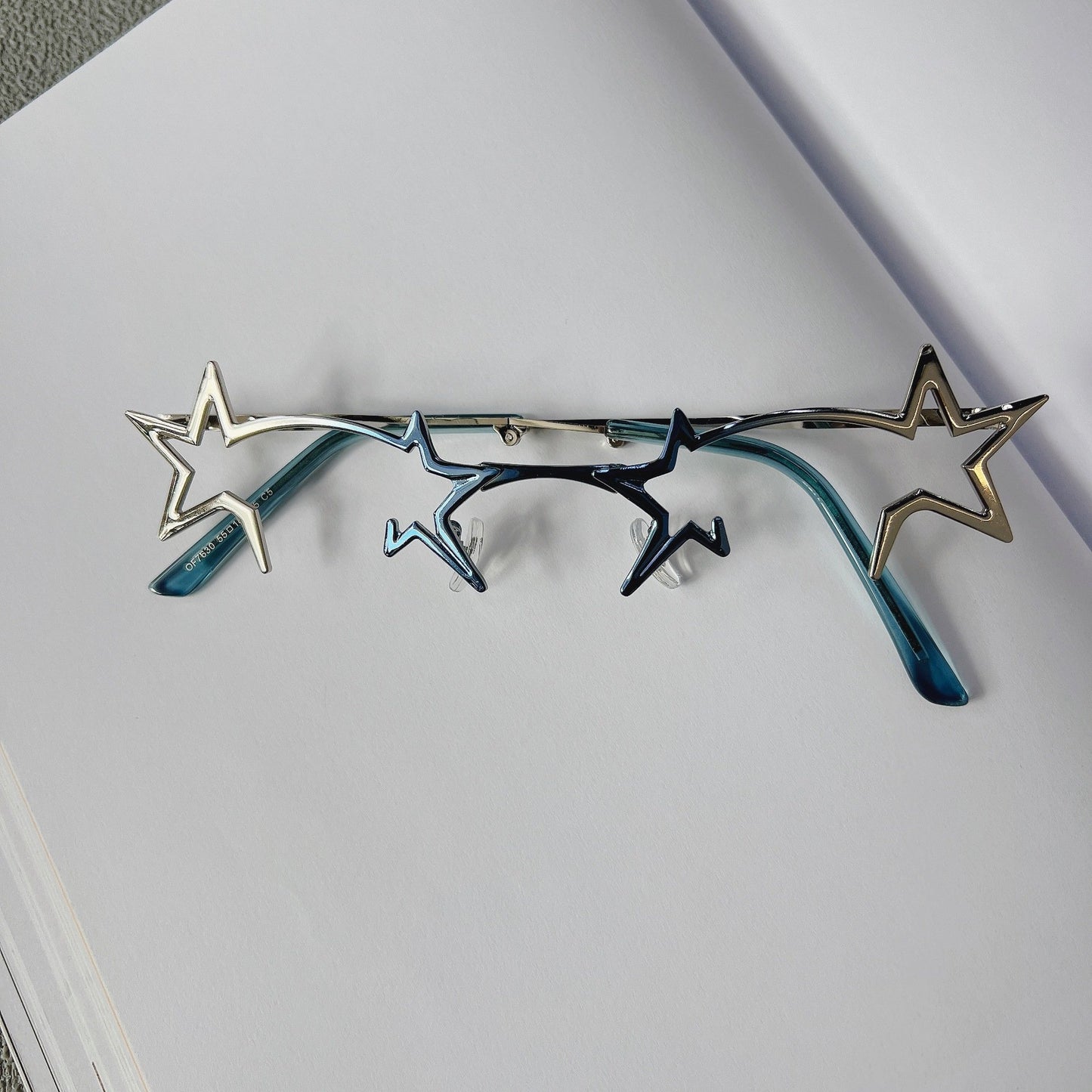 Y2K Star Frame Cosplay Glasses – Foldable & Stylish
