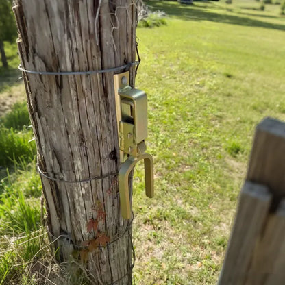 🔒Instant Locking Gate Latch – Prevents Cattle, Sheep & Horses From Escaping