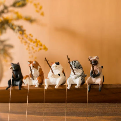 🐱Hand-Painted Mini Cat Desk Figurines 🐶- Set of 5 Cute Cartoon Kitty Companions