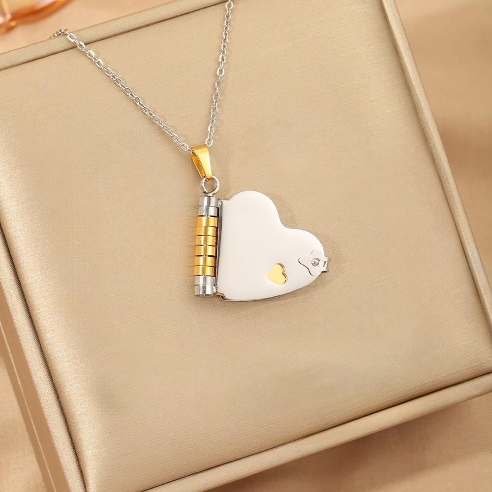 💖 Love Letter Heart Necklace – A Timeless Gift of Love