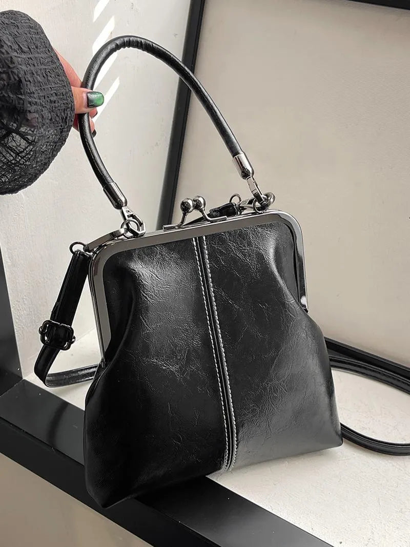Vintage British style high-quality handbag 👝Retro style crossbody bag