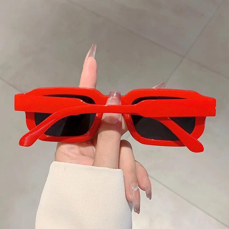 📢📢Buy More Save More!!⏰🕶️🔆Vintage Rectangle Frame Sunglasses for Men & Women with UV400 Protection