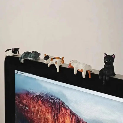 🐱Hand-Painted Mini Cat Desk Figurines 🐶- Set of 5 Cute Cartoon Kitty Companions