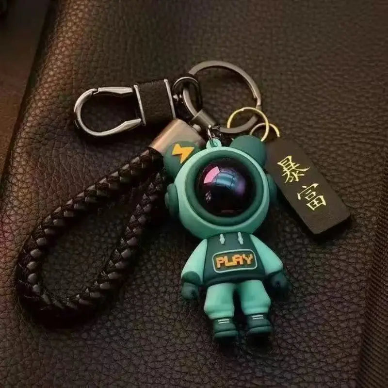 👨‍🚀 Creative Astronaut Keychain – Eye-Catching & Fun