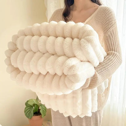 🎀Popular thickened plush nap blanket