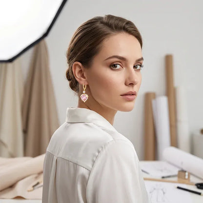 🩷Sparkling Heart-Shaped Drop Earrings💫