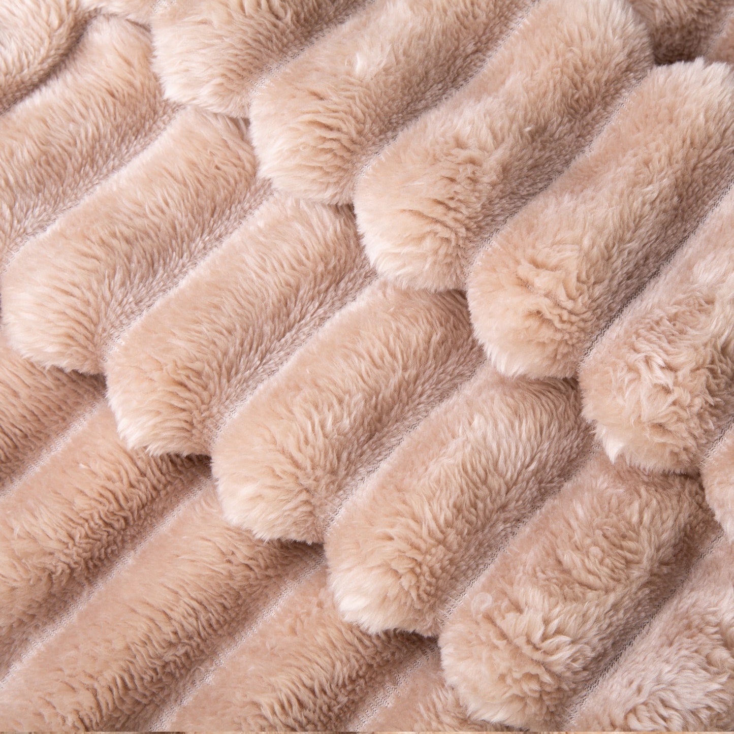 🎀Popular thickened plush nap blanket