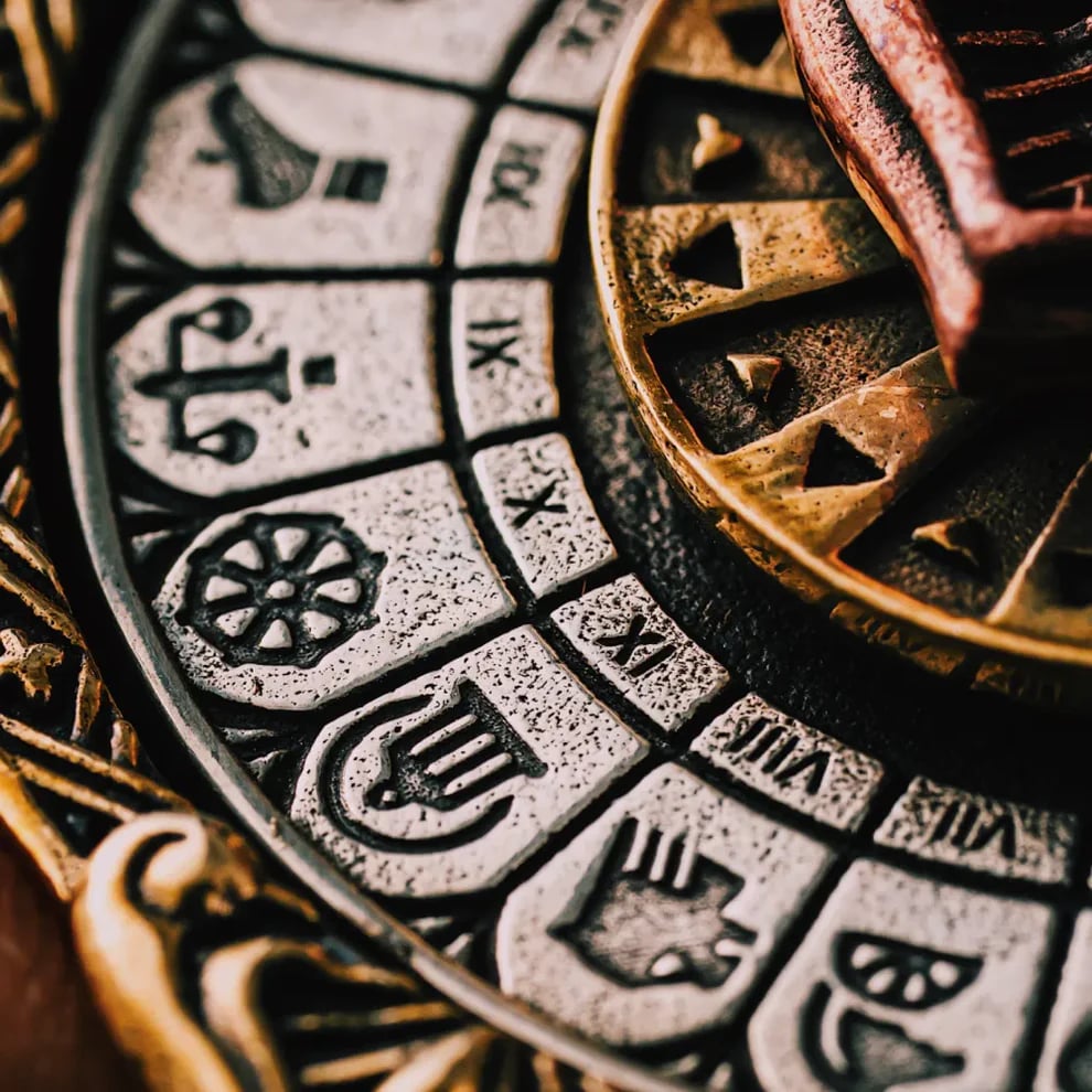 👁️‍🗨️Handmade Tarot Vision Pendant: Connect to Cosmic Wisdom Anytime(Cheat Sheet Included) 🔥🔥 Buy 2 Get 10% Off