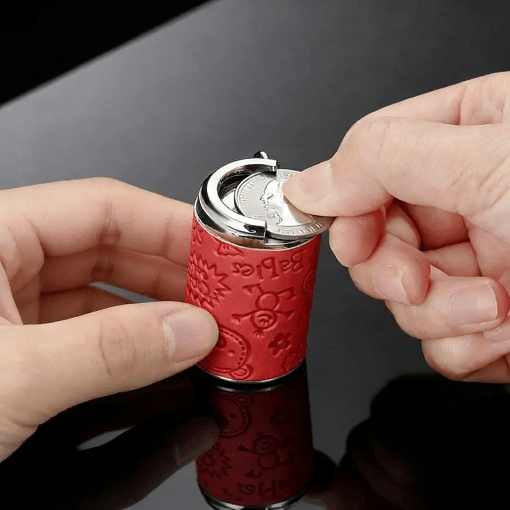 Hot Selling Mini Coin Storage Keychain 🔥