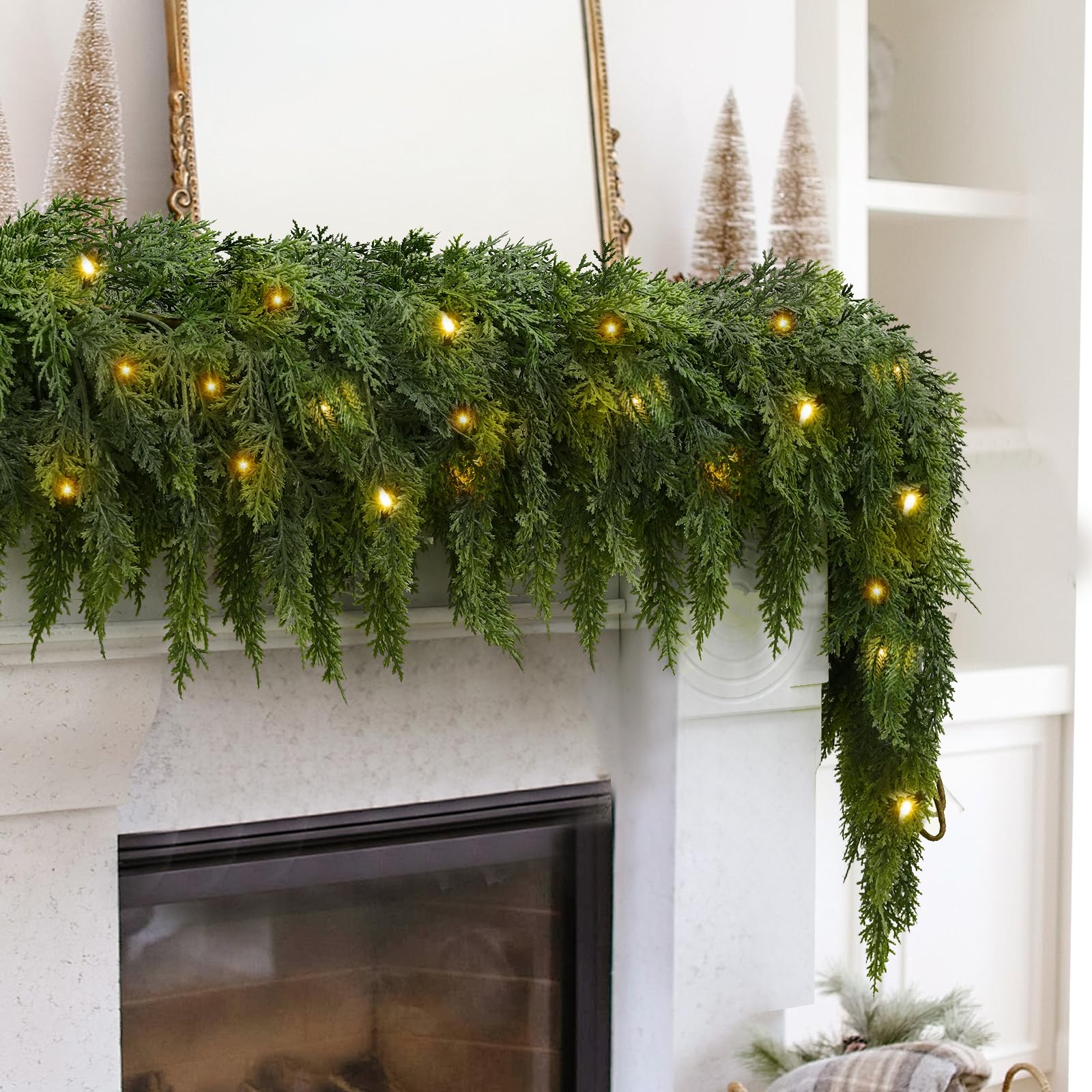 🏆2026 HOT SALE💥 Pre-lit Christmas Cedar Garland