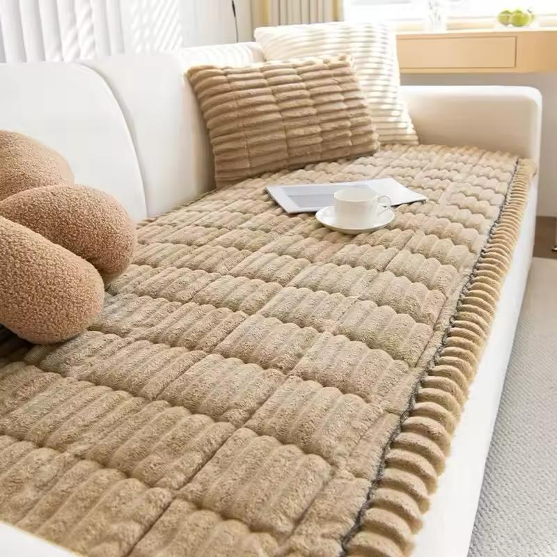 Plush Quilted Non-Slip Pet Sofa Protector Cover