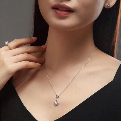 ⏳Time-Limited Special⏰Twinkling Heart Waterdrop Stone Necklace💎