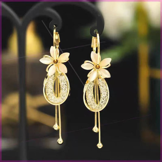 📢📢49% OFF !! ⏰Elegant Flower Tassel Dangle Earrings