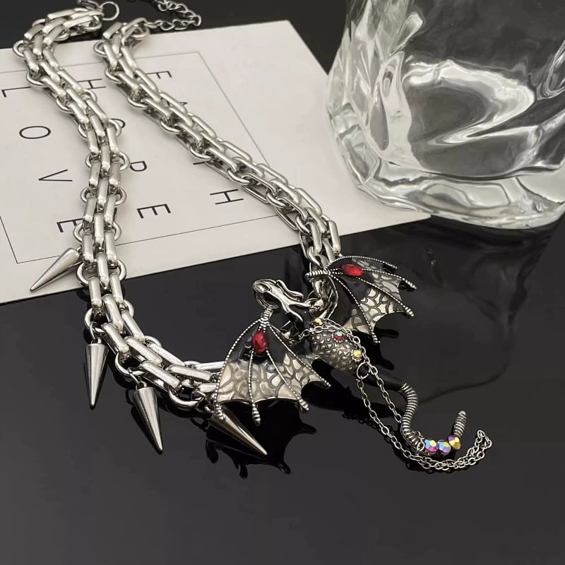 🔥🔥Imprisoned flying dragon necklace