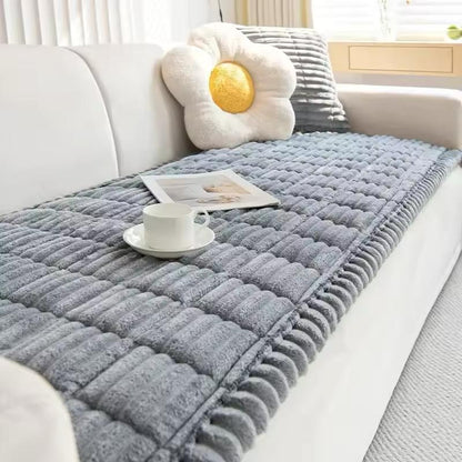 Plush Quilted Non-Slip Pet Sofa Protector Cover