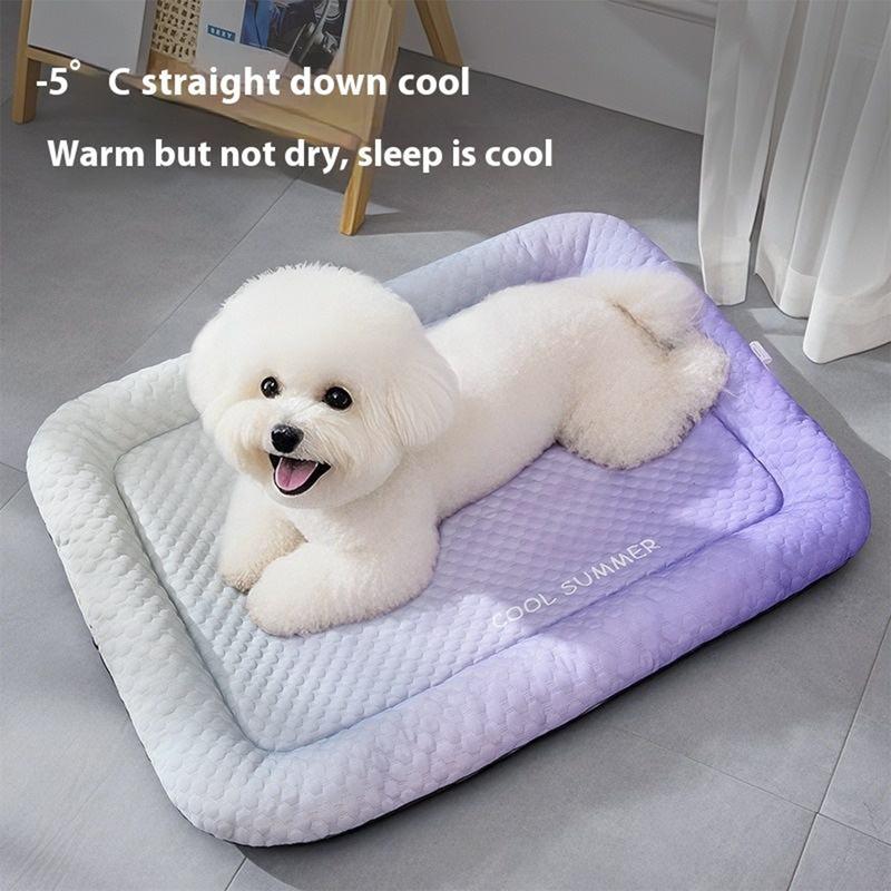 😍Ice Silk Pet Cooling Mat – Breathable Summer Cooling Bed for Dogs & Cats🥳Buy 2 Get 10% Off