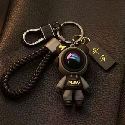 👨‍🚀 Creative Astronaut Keychain – Eye-Catching & Fun