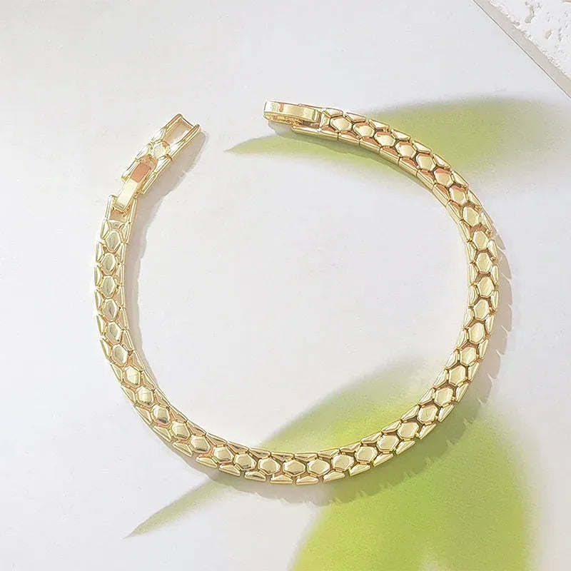 ✨ Double Win: Buy 2 Get 1 FREE + 50% OFF 💫 Gold Snake-Scale Chain Bracelet – Liquid Shine, Textured Luxe 🌟