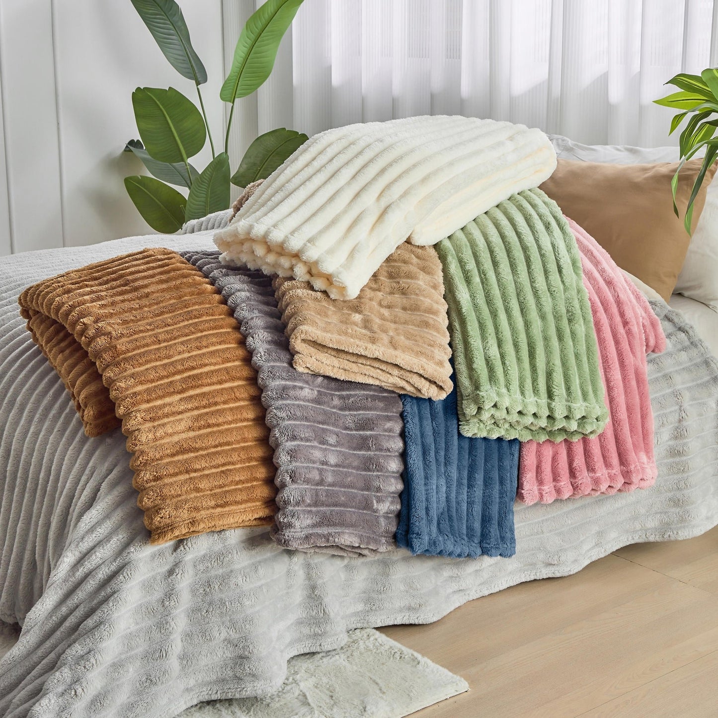 🎀Popular thickened plush nap blanket