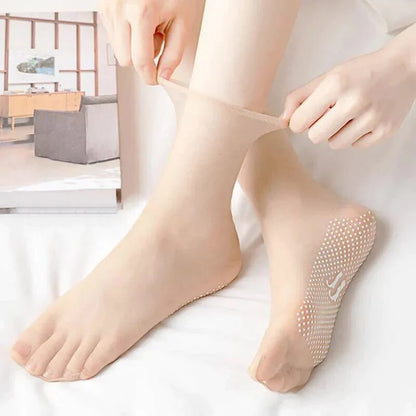 🔥🔥Invisible, Slip-resistant Crystal Silk Socks