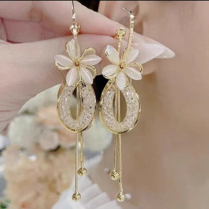 📢📢49% OFF !! ⏰Elegant Flower Tassel Dangle Earrings