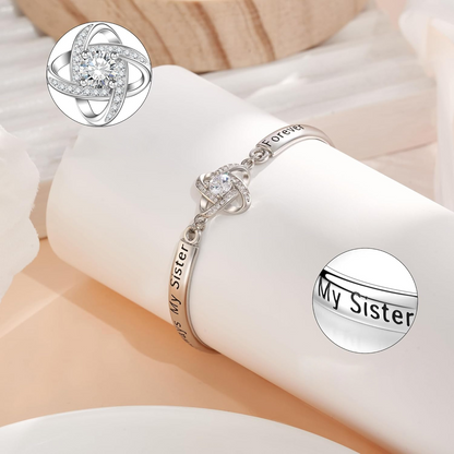 BUY 1 GET 1 FREE!❤️A Bracelet That Celebrates Your Unbreakable Friendship ❤️The Lucky Four-Leaf Clover Bracelet A symbol of luck, love, and the bond between best friends.