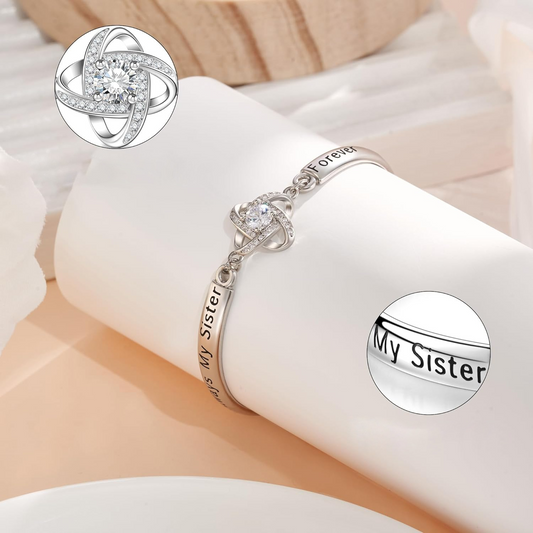 BUY 1 GET 1 FREE!❤️A Bracelet That Celebrates Your Unbreakable Friendship ❤️The Lucky Four-Leaf Clover Bracelet A symbol of luck, love, and the bond between best friends.