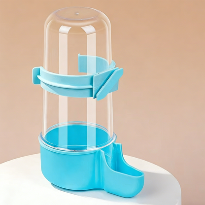 ✨ A 2-in-1 bird feeder and waterer—keep pet care neat and tidy! ✨