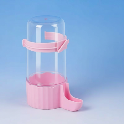 ✨ A 2-in-1 bird feeder and waterer—keep pet care neat and tidy! ✨