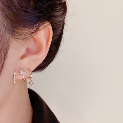 🔥Sparkling Claw Earrings For Women🥳