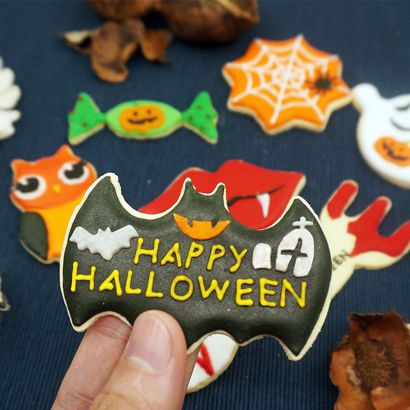 🎃 10PCS Halloween Cookie Cutters – Stainless Steel Shapes for Fun & Festive Baking 👻